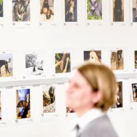 Des gens sont venus participer à l'expo sur les animaux domestiques à la bibliothèque