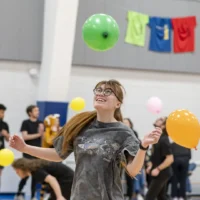 Des membres de la communauté collégiale lors des Olympiades 2023