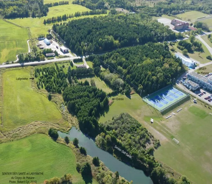 Vue aérienne des sentiers du cégep